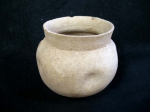 Assyrian palace ware 6<sup>th</sup> century BC - courtesy Collector-Antiquities